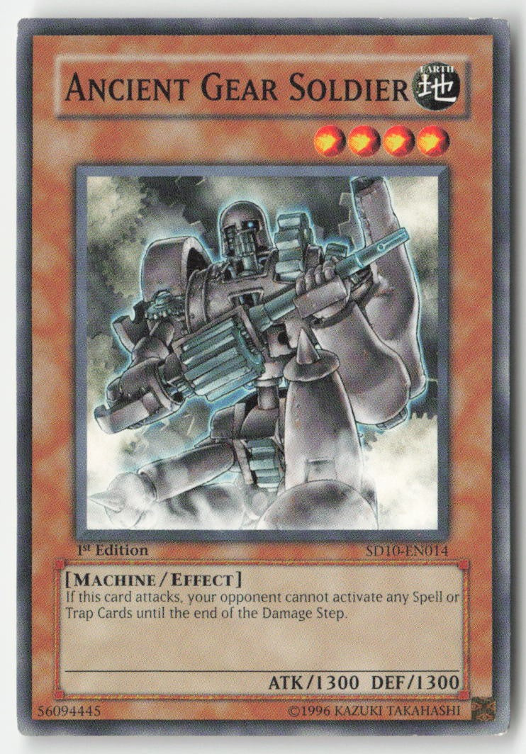 Ancient Gear Soldier SD10-EN014 1st Edition Common Moderately Played, Front