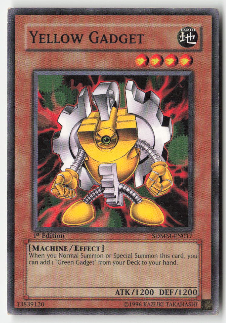 Yellow Gadget SDMM-EN017 1st Edition Common Moderately Played, Front