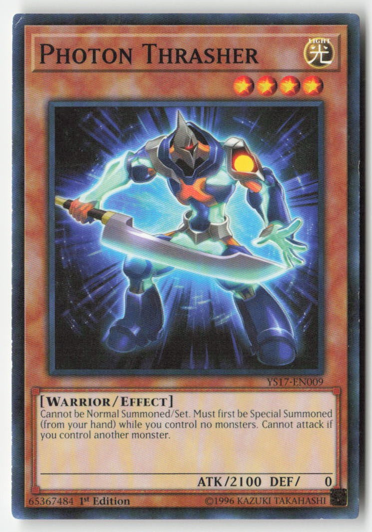 Photon Thrasher YS17-EN009 1st Edition Common Moderately Played