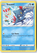 Sneasel 30/198 Regular Chilling Reign Moderately Played