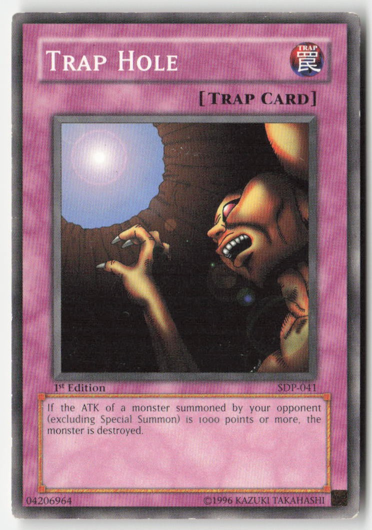 Trap Hole SDP-041 1st Edition Common Moderately Played, Front
